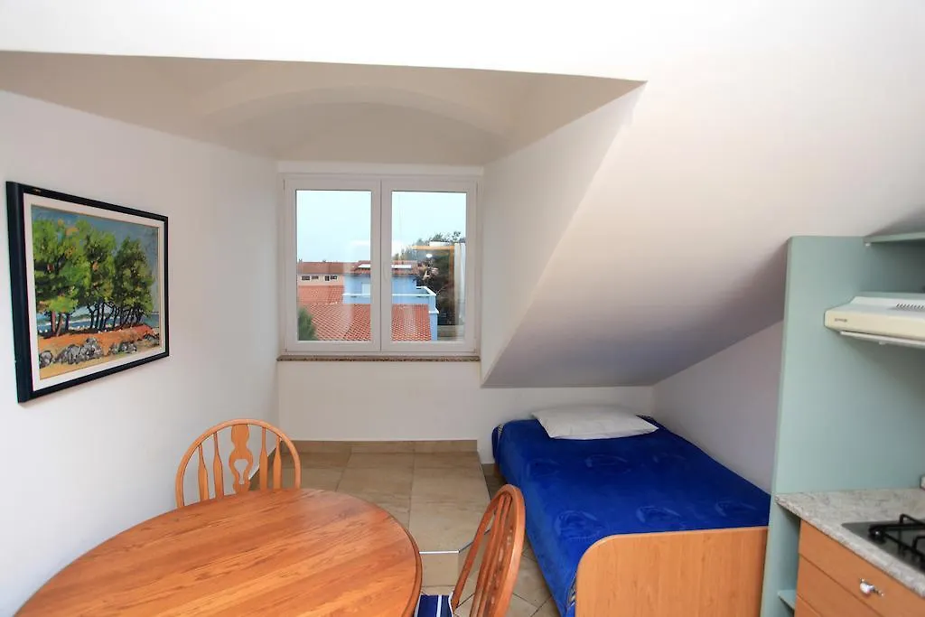 Apartments Vila Afrodita Vir