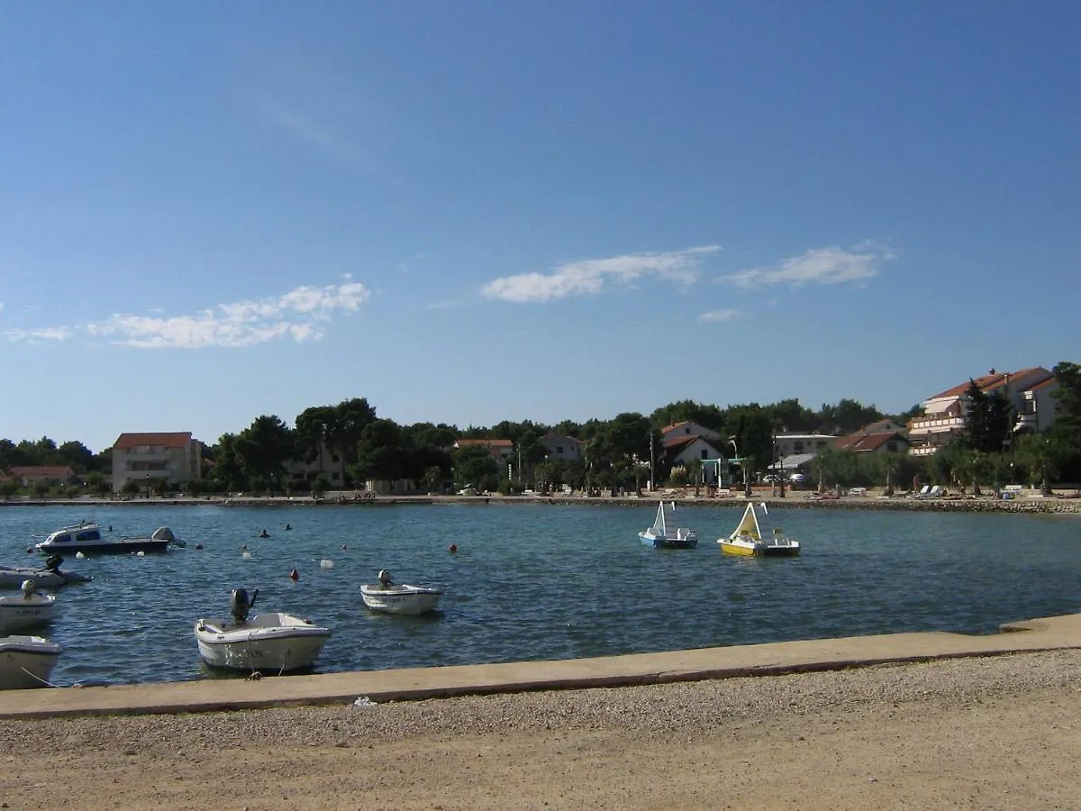 Apartments Vila Afrodita Vir Croatia